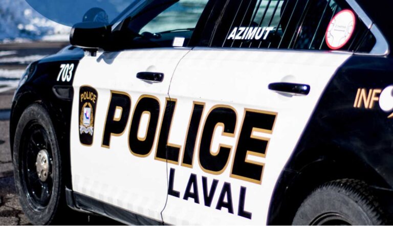 Voiture de police de l'escouade Azimut