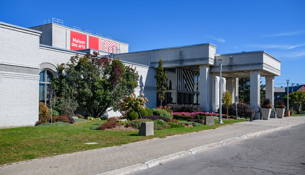 Vue extérieure de la Maison des arts