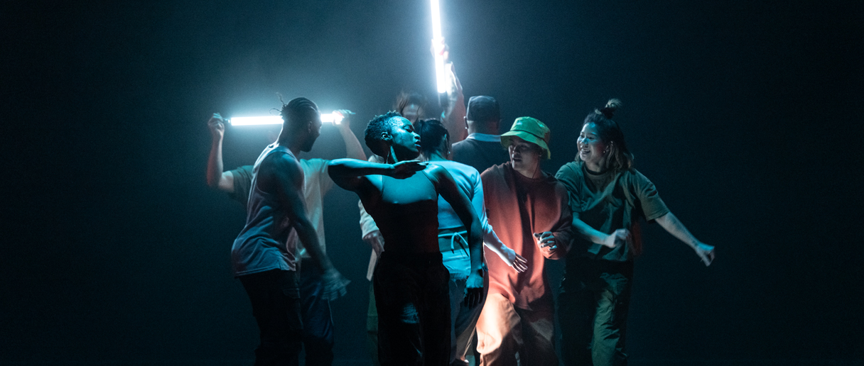 Troupe de danse sur scène