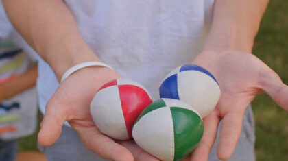 Des balles pour jongler