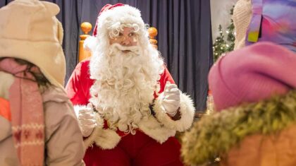 Marché de Noël de Laval : rencontre avec le Père Noël