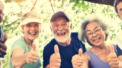 3 personnes aînées