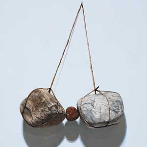 Two Stones and a Rock, 2022 Acrylique sur bois 61 x 61 x 4 cm