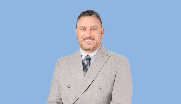 Portrait du conseiller municipal Yannick Langlois