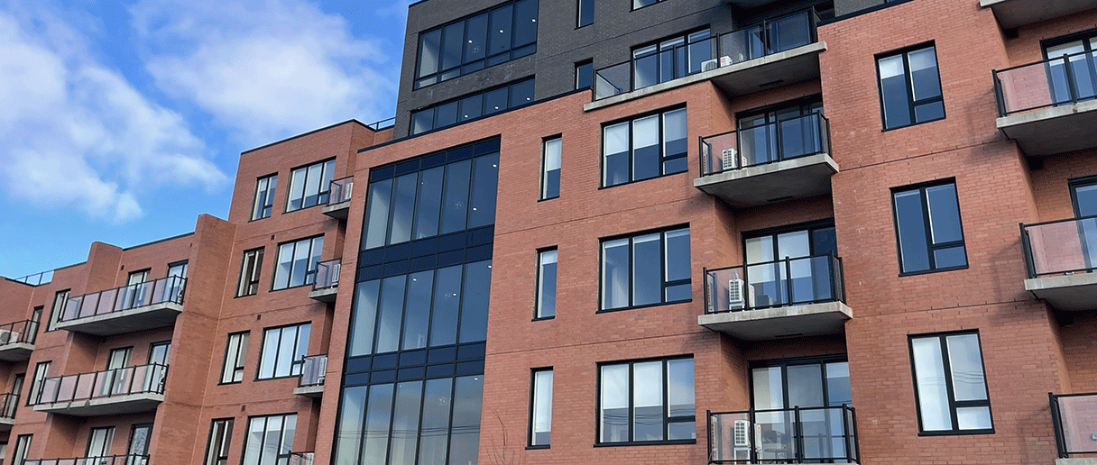 Le projet Racine, situé au 605, boulevard Curé-Labelle, compte 101 unités destinées aux familles et petits ménages.